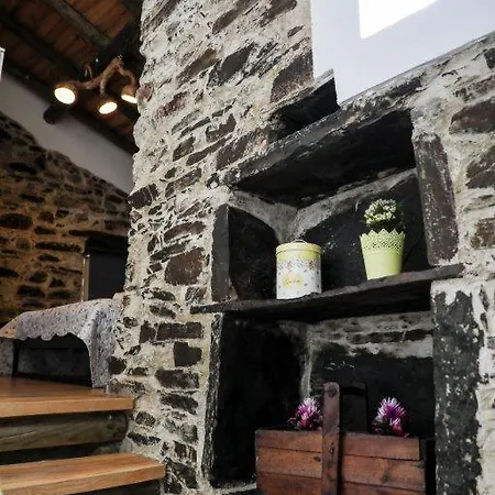 Monte Cimeiro Prázdninový dům Chaveirinha