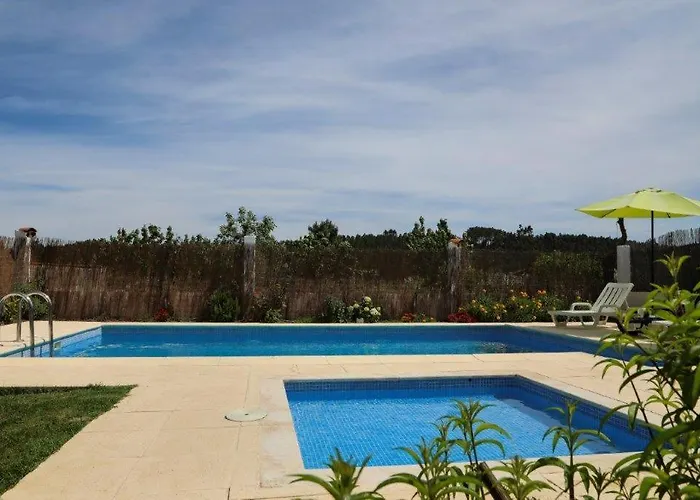 Дом отдыха Monte Cimeiro Chaveirinha